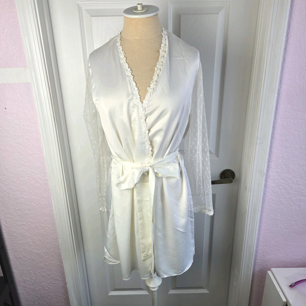 Flora Nikrooz Vtg Size XS Ivory Satin Lace Short Kimono Robe Lingerie Sheer Back